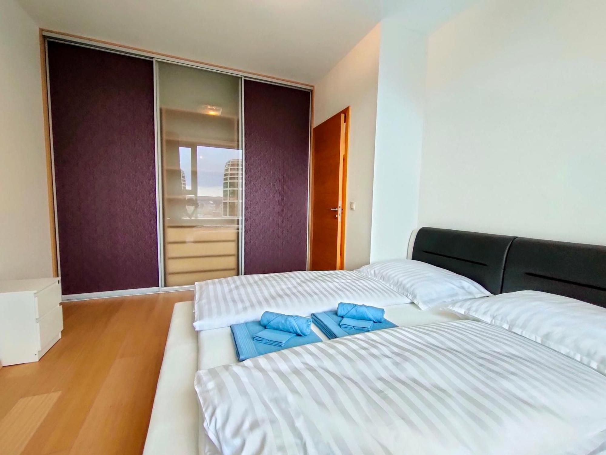 Sag Romantic 22 Floor Panorama Free Parking Free Wifi Апартаменти