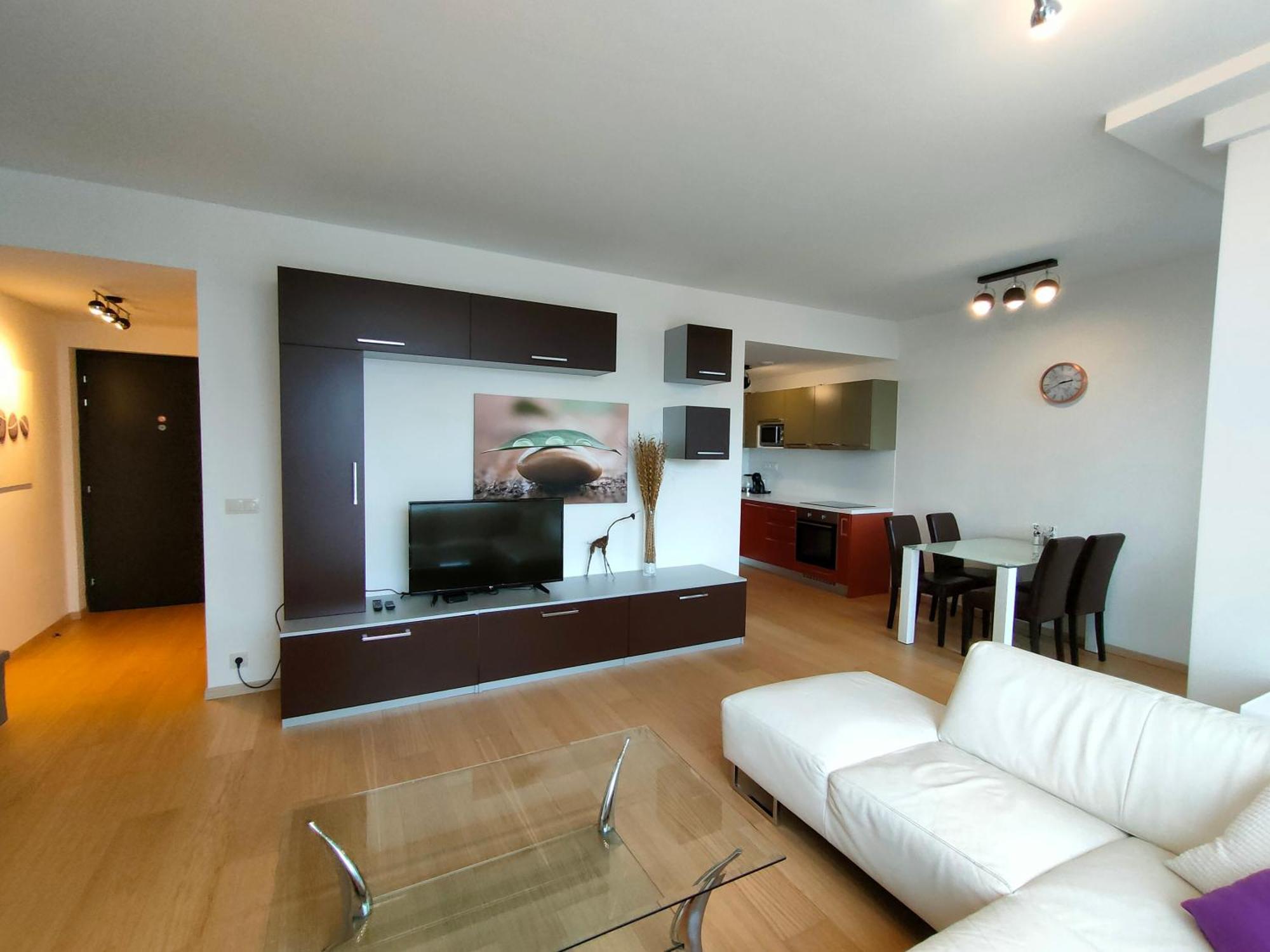 Апартаменти Sag Romantic 22 Floor Panorama Free Parking Free Wifi Братислава